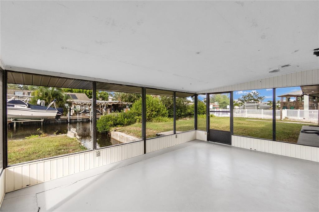 4612 7th St Court East Ellenton, FL 34222 - Photo 17 of 46