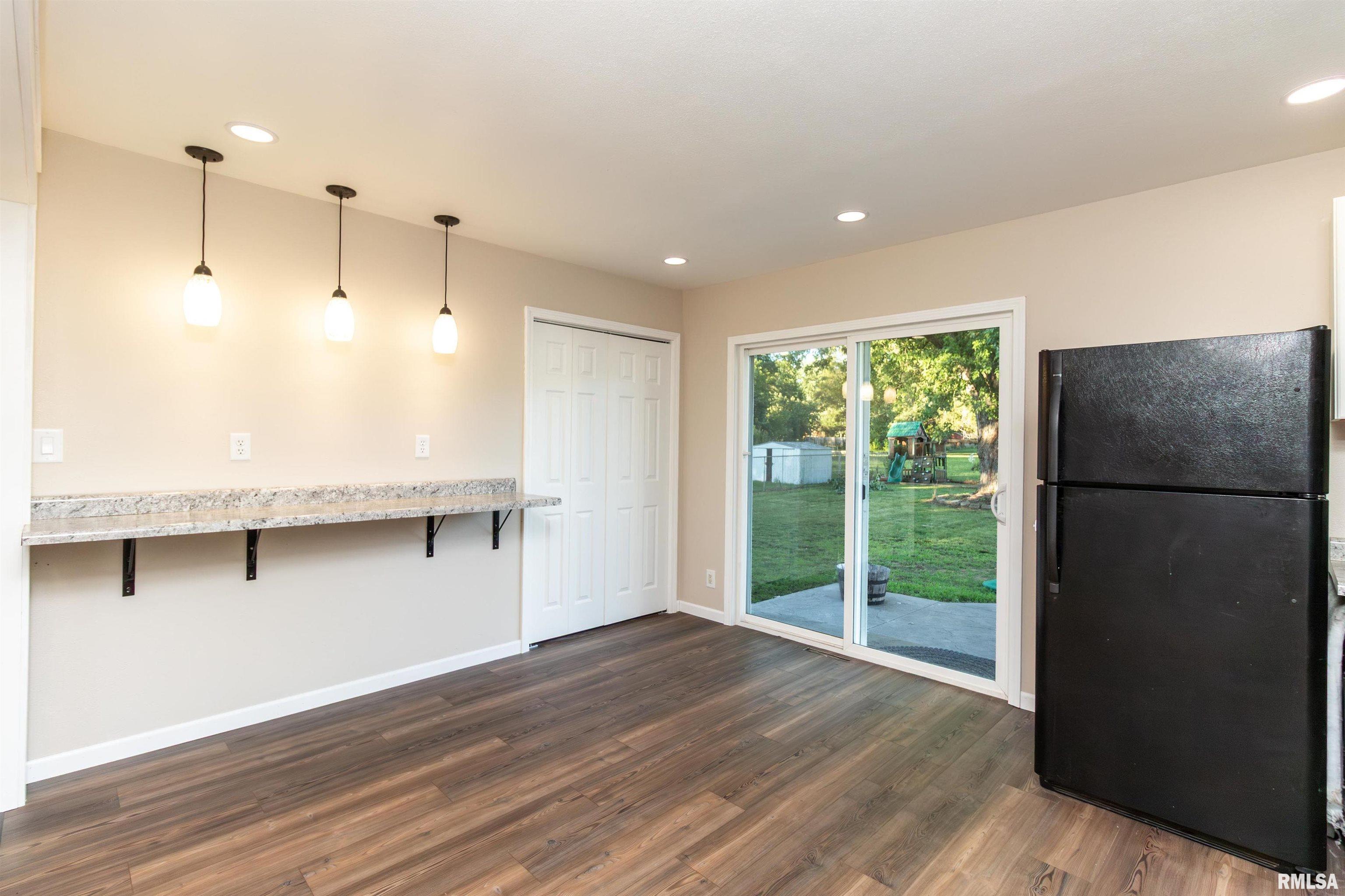 13386 Cedar Street Manito, IL 61546 - Photo 13 of 31