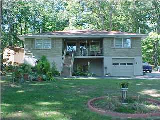 8510 3rd Street Road Louisville, KY 40272 - Photo 1 of 1 Primary Photo