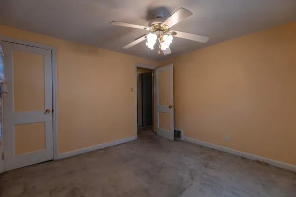 $225,000 | 1120 Fairview Road, Hagerstown, MD 21742