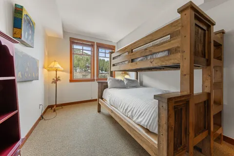 $1,150,000 | 1985 Olympic Vly Road, Unit 216 (2216), Olympic Valley, CA 96146