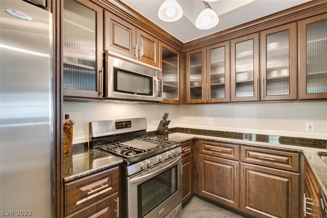 230 East Flamingo Road, Unit 117 Las Vegas, NV 89169 - Photo 17 of 36 Gallery Image 17