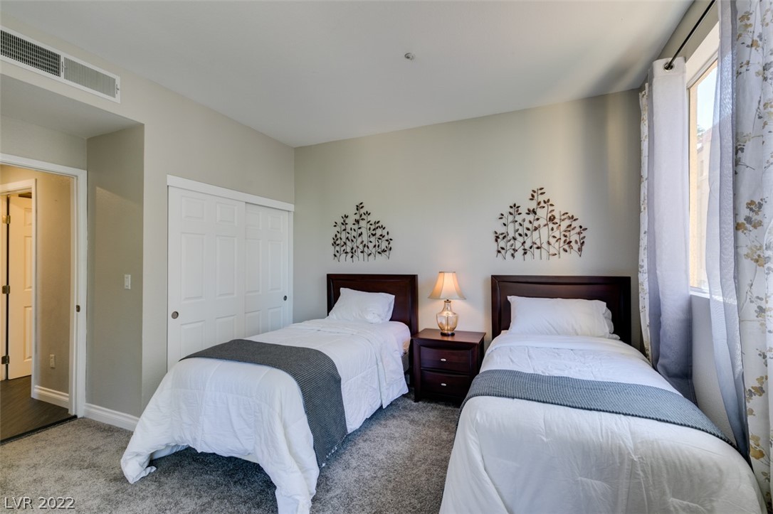 230 East Flamingo Road, Unit 117 Las Vegas, NV 89169 - Photo 18 of 36 Gallery Image 18