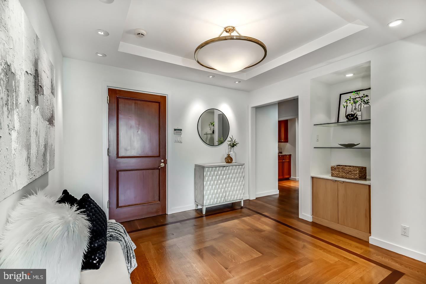 1820 Rittenhouse Square, Unit 1601 Philadelphia, PA 19103 - Photo 11 of 53 a view of a workspace