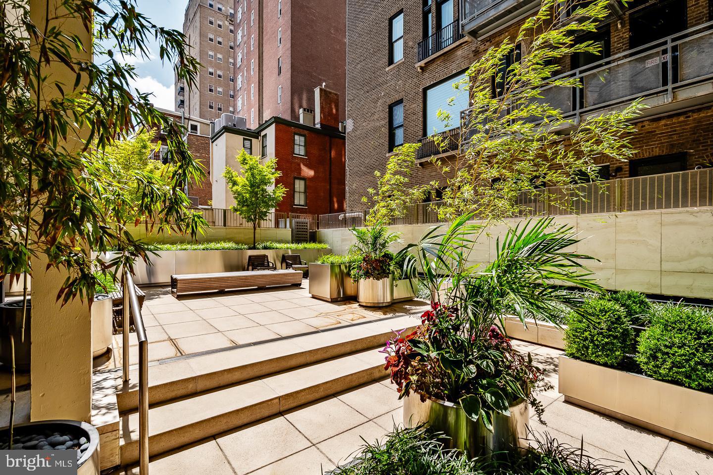 1820 Rittenhouse Square, Unit 1601 Philadelphia, PA 19103 - Photo 5 of 53 a house view with a garden space