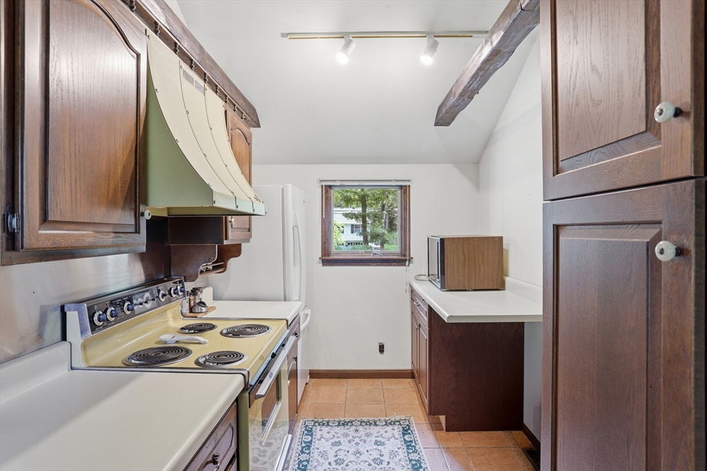 24 Forest Road Acton, MA 01720 - Photo 19 of 36