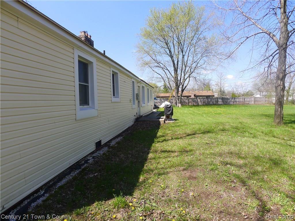 30004 West 10 Mile Road Farmington, MI 48336 - Photo 31 of 34