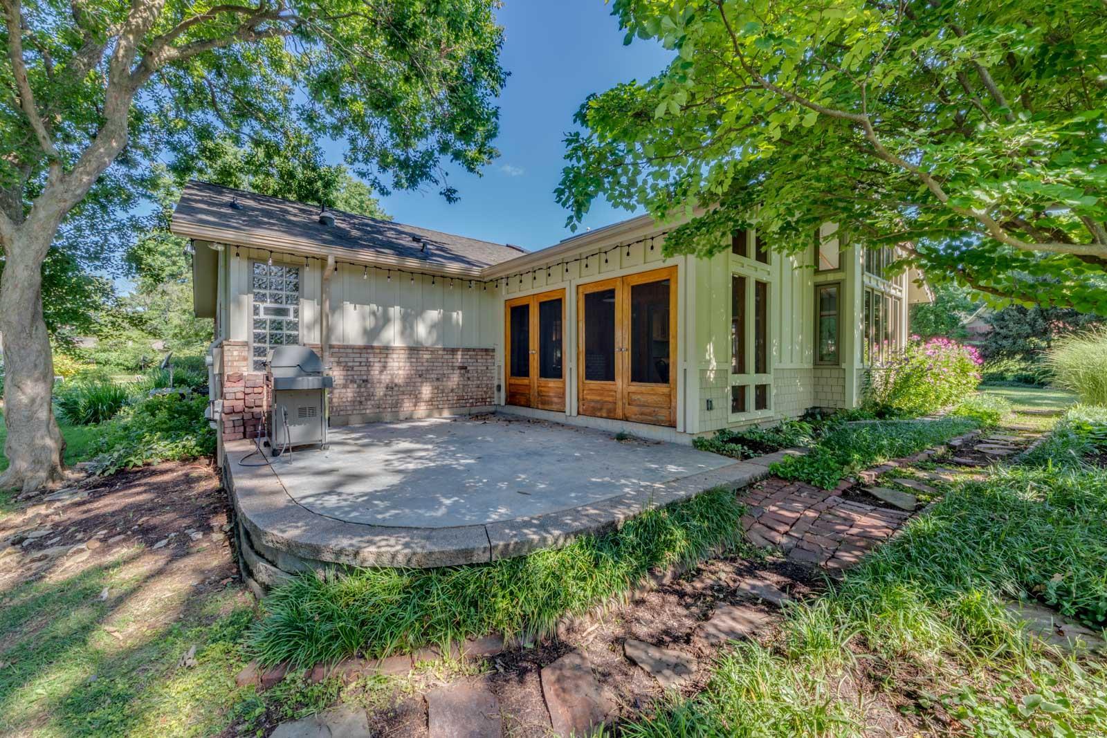 4 Cobblestone Lane Ballwin, MO 63011 - Photo 50 of 55