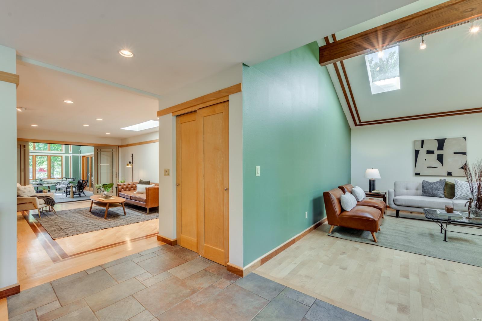 4 Cobblestone Lane Ballwin, MO 63011 - Photo 5 of 55