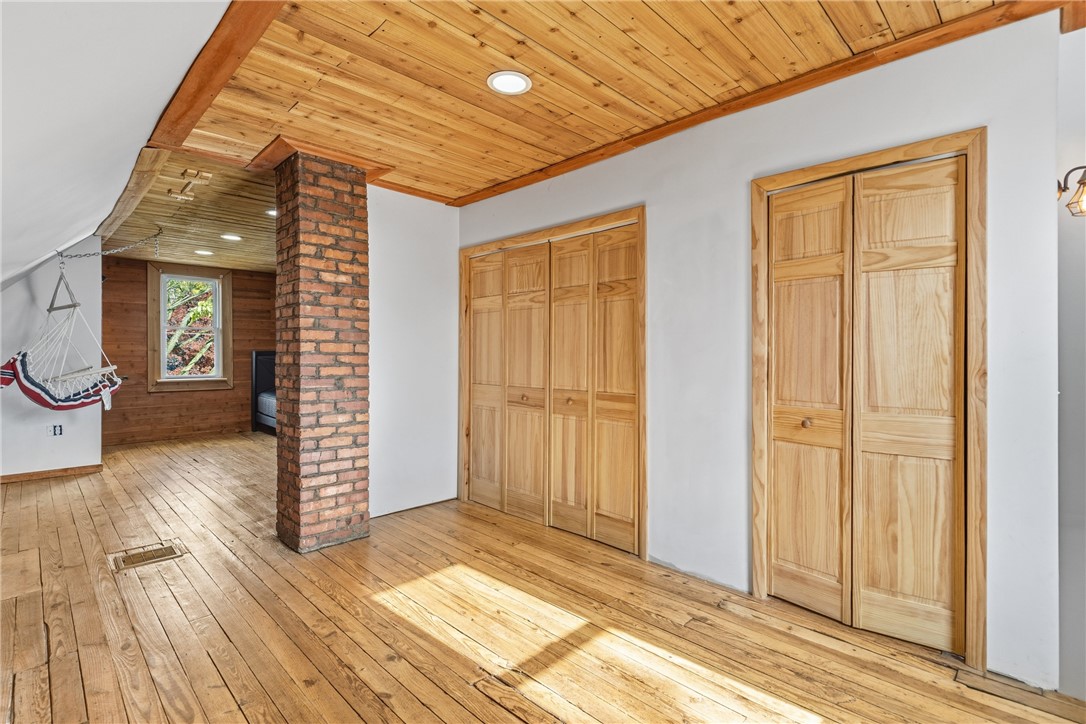 51 Sayne Street Rochester, NY 14621 - Photo 14 of 27