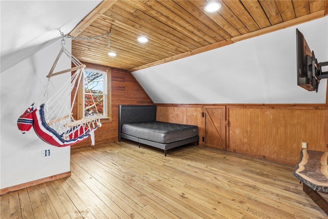 51 Sayne Street Rochester, NY 14621 - Photo 15 of 27