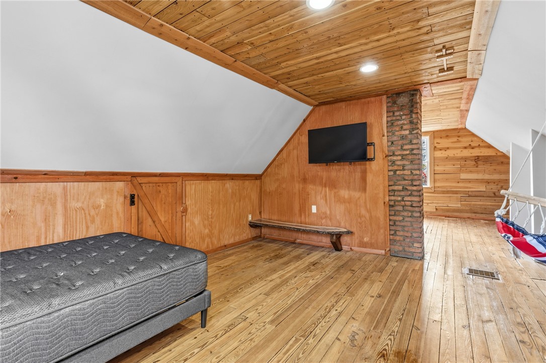 51 Sayne Street Rochester, NY 14621 - Photo 18 of 27