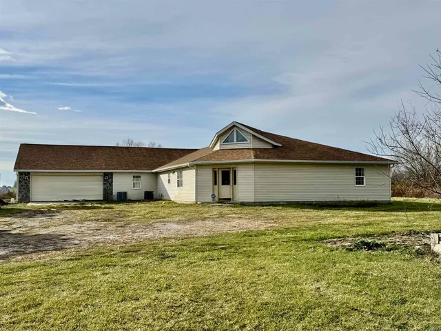 $359,000 | 5664 South 500 West, Columbia City, IN 46725