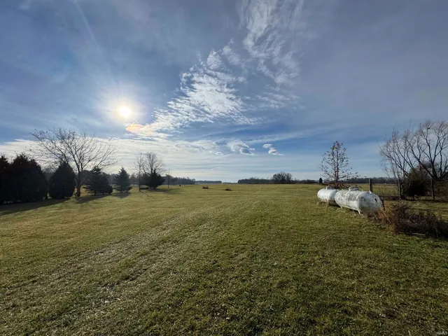 $359,000 | 5664 South 500 West, Columbia City, IN 46725