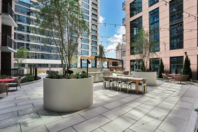 $2,184 | 3172 Roswell Road, Unit 915, Atlanta, GA 30305