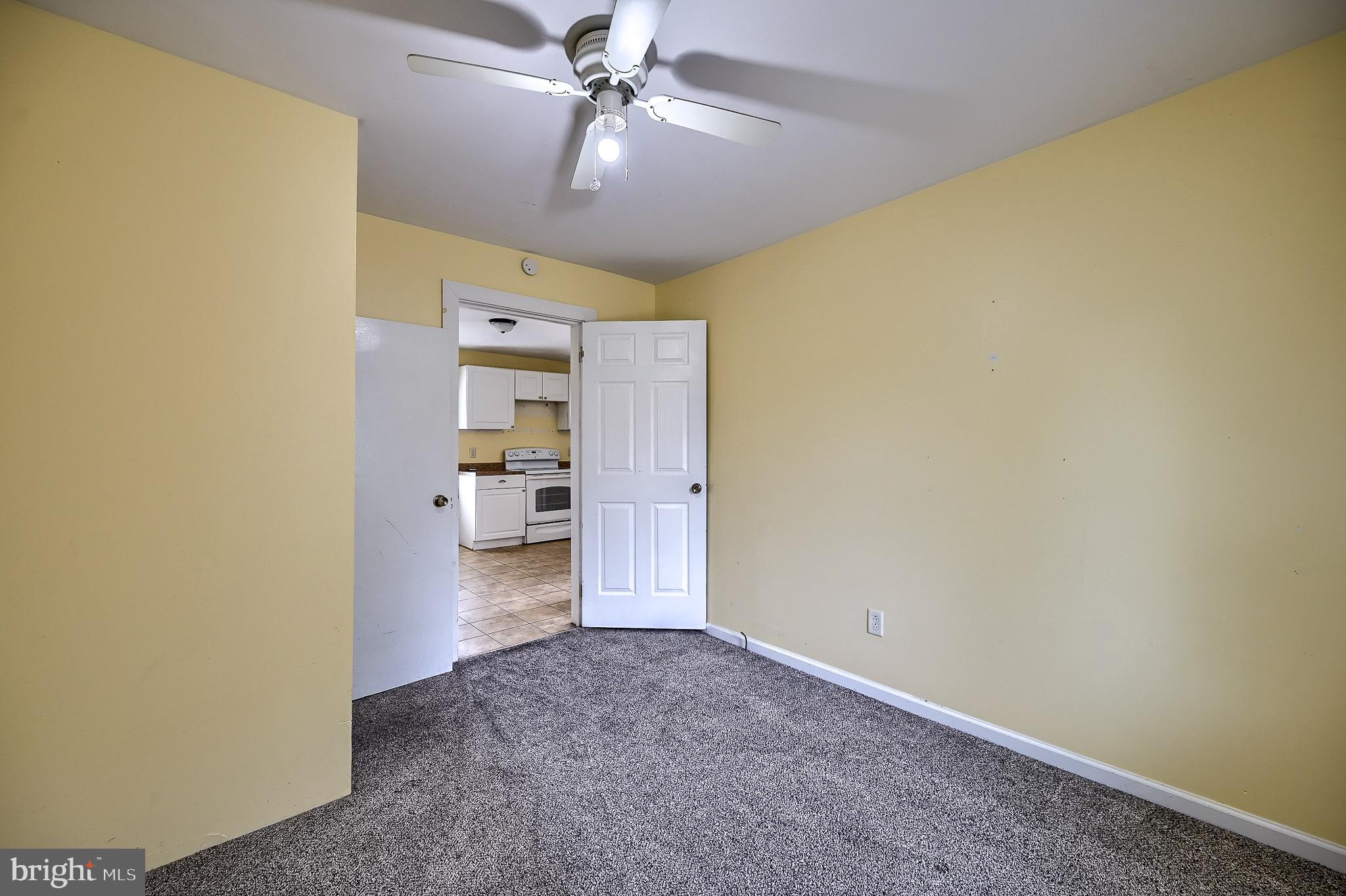 1115 Edgemont Road Harrisburg, PA 17109 - Photo 16 of 27 Gallery Image 16
