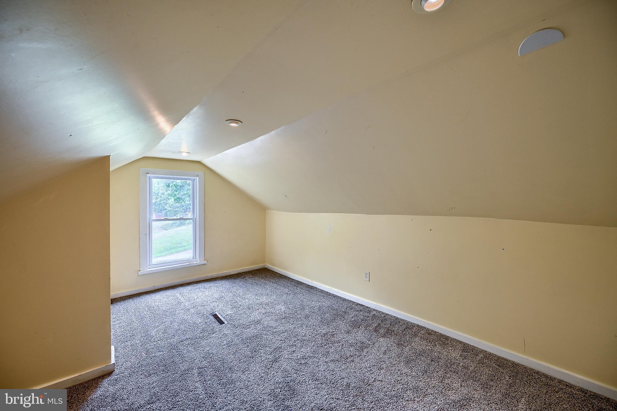 1115 Edgemont Road Harrisburg, PA 17109 - Photo 27 of 27 Gallery Image 27