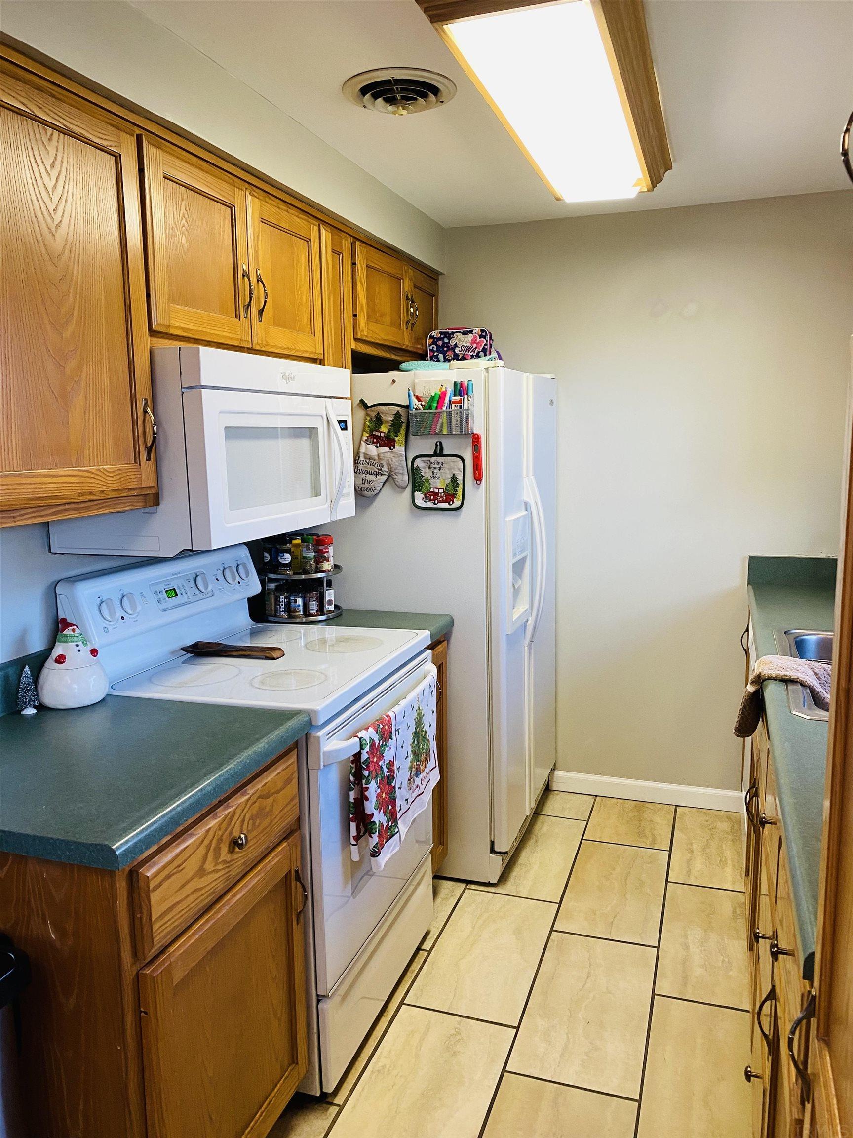 9702 St Joe Road Fort Wayne, IN 46835 - Photo 10 of 36