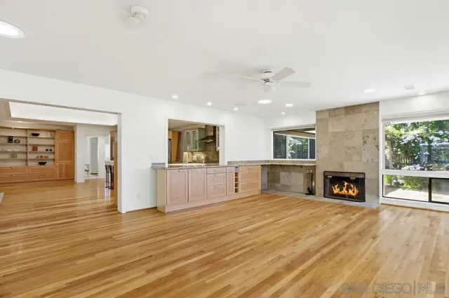 $3,500,000 | 8635 Cliffridge Avenue, La Jolla, CA 92037