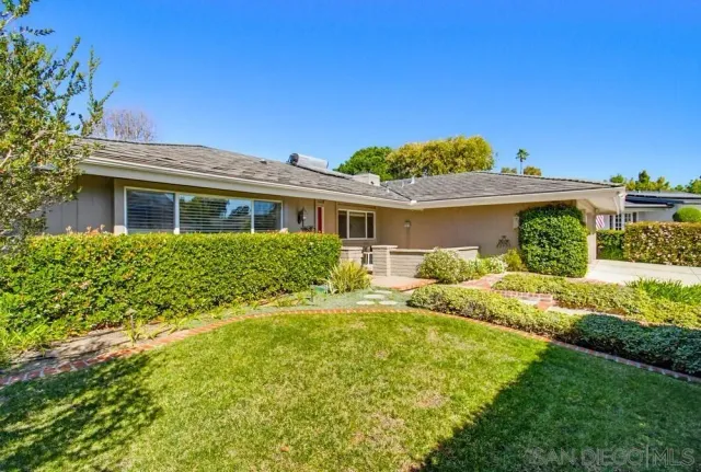 $3,500,000 | 8635 Cliffridge Avenue, La Jolla, CA 92037