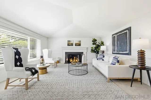 $3,500,000 | 8635 Cliffridge Avenue, La Jolla, CA 92037