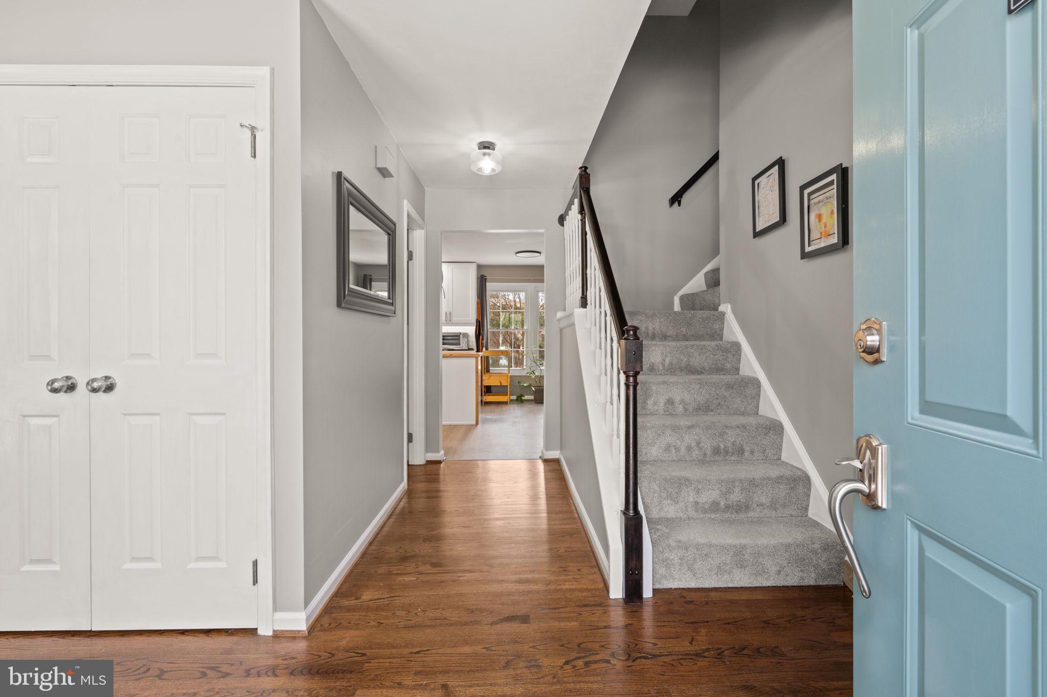 22 Middlebridge Court Silver Spring, MD 20906 - Photo 5 of 55