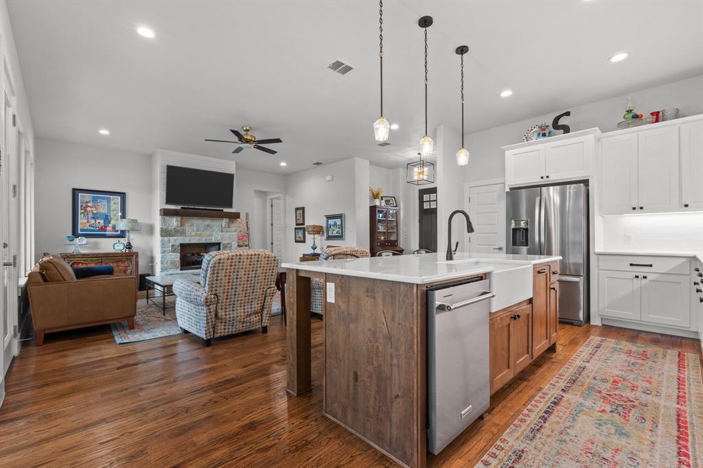 351 Sharla Smelley Road Weatherford, TX 76088 - Photo 11 of 36