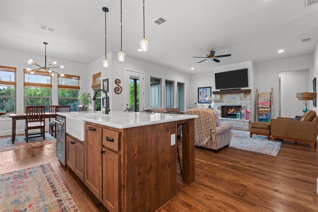 351 Sharla Smelley Road Weatherford, TX 76088 - Photo 12 of 36