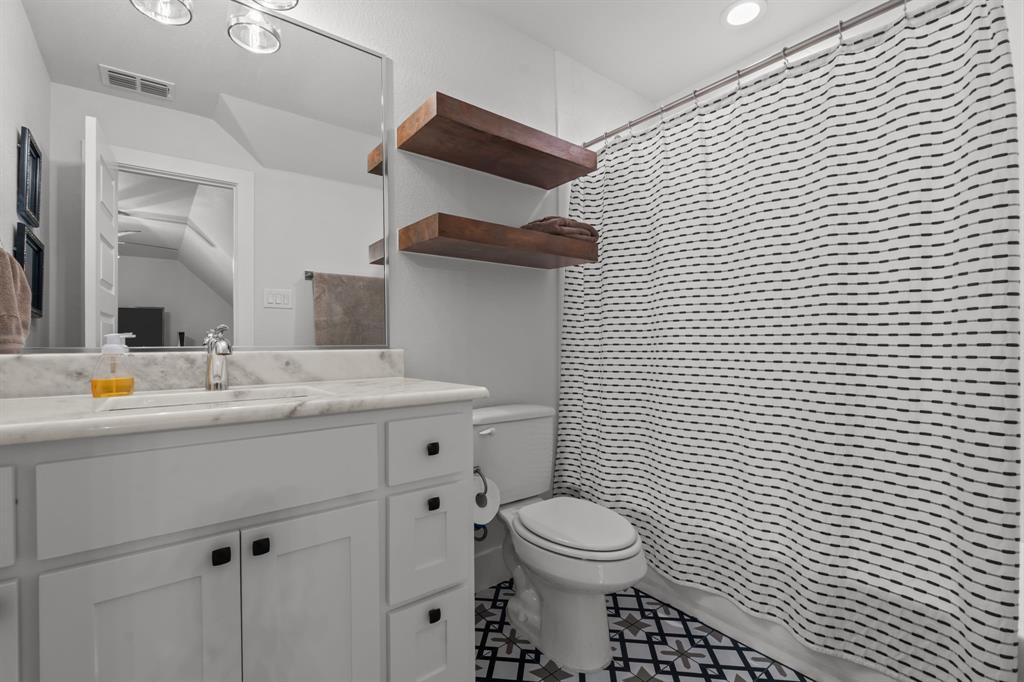 351 Sharla Smelley Road Weatherford, TX 76088 - Photo 16 of 36