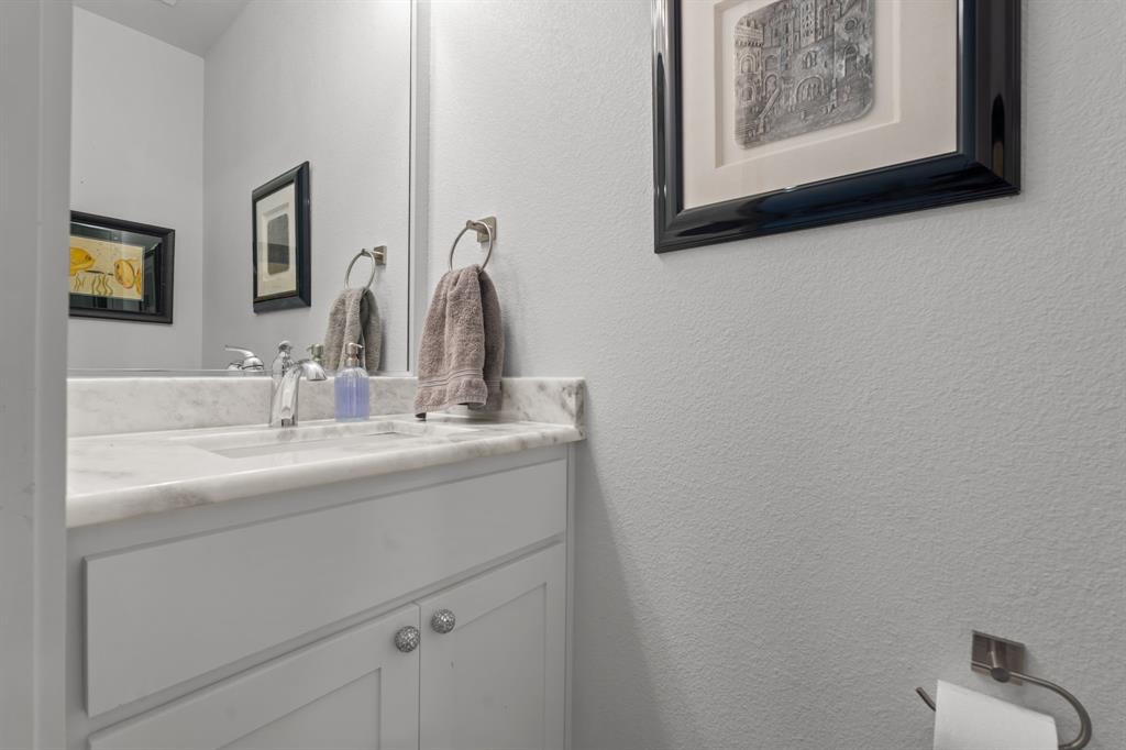 351 Sharla Smelley Road Weatherford, TX 76088 - Photo 17 of 36