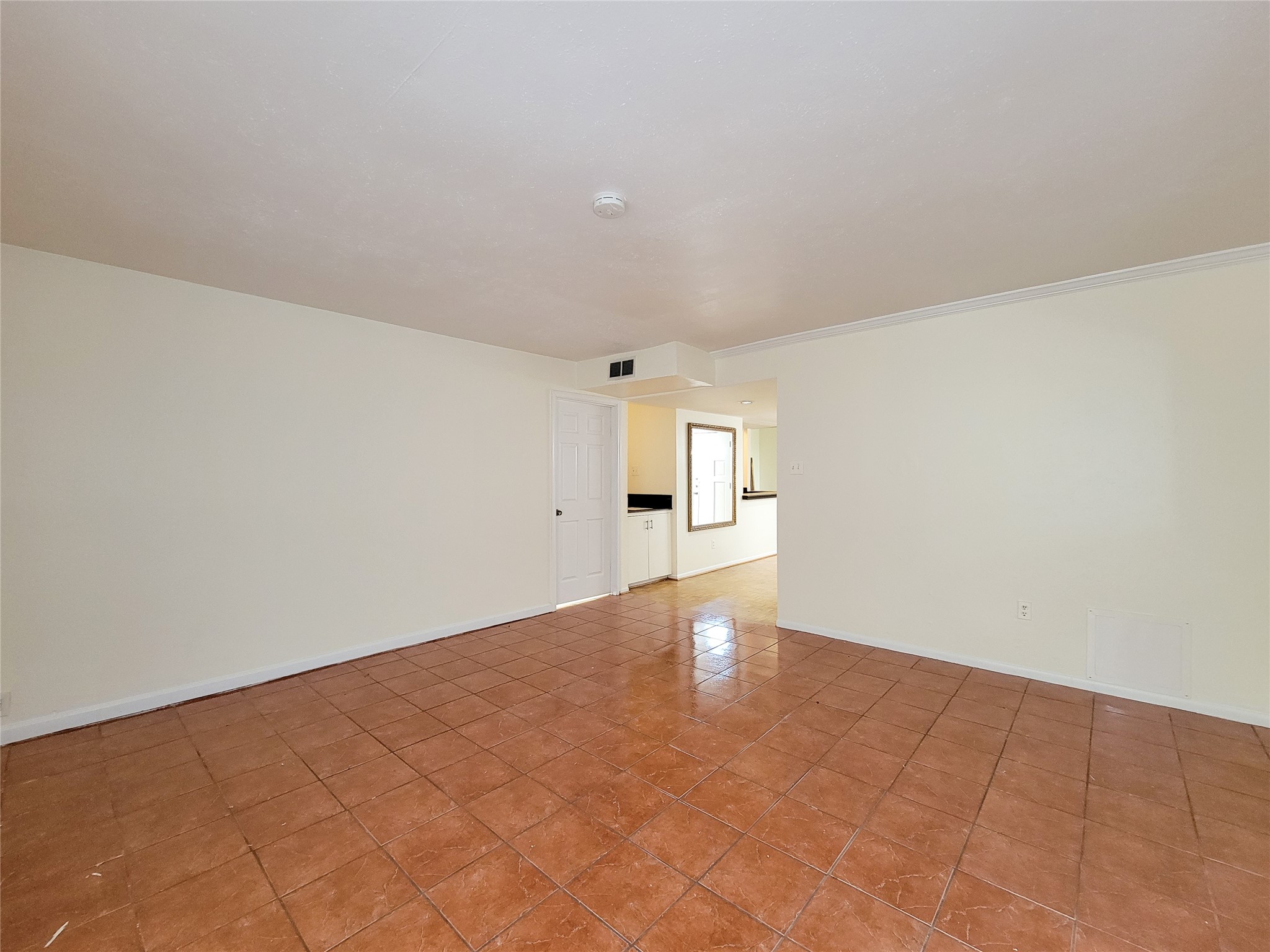 2243 West Alabama Street, Unit B Houston, TX 77098 - Photo 18 of 44 wooden floor in an empty room