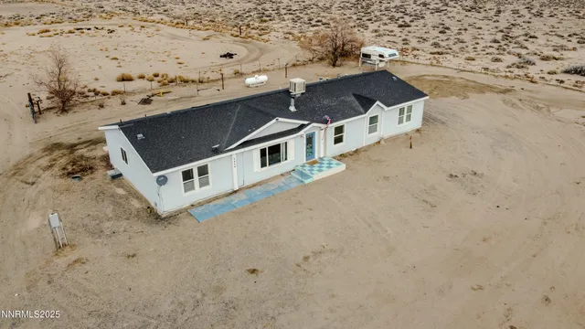 $500,000 | 3250 4th Street, Silver Springs, NV 89429