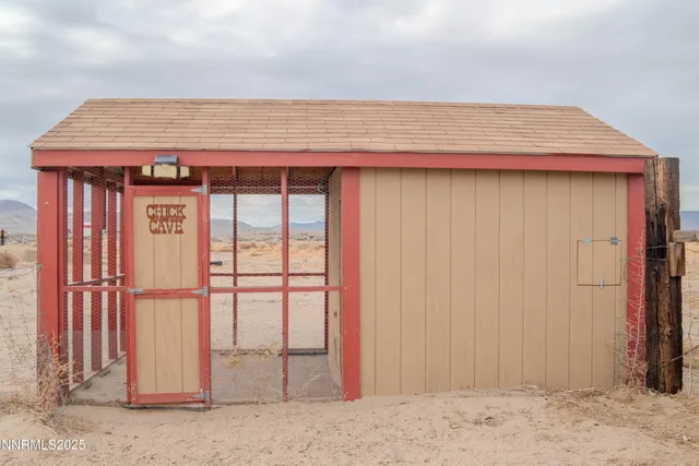 $500,000 | 3250 4th Street, Silver Springs, NV 89429