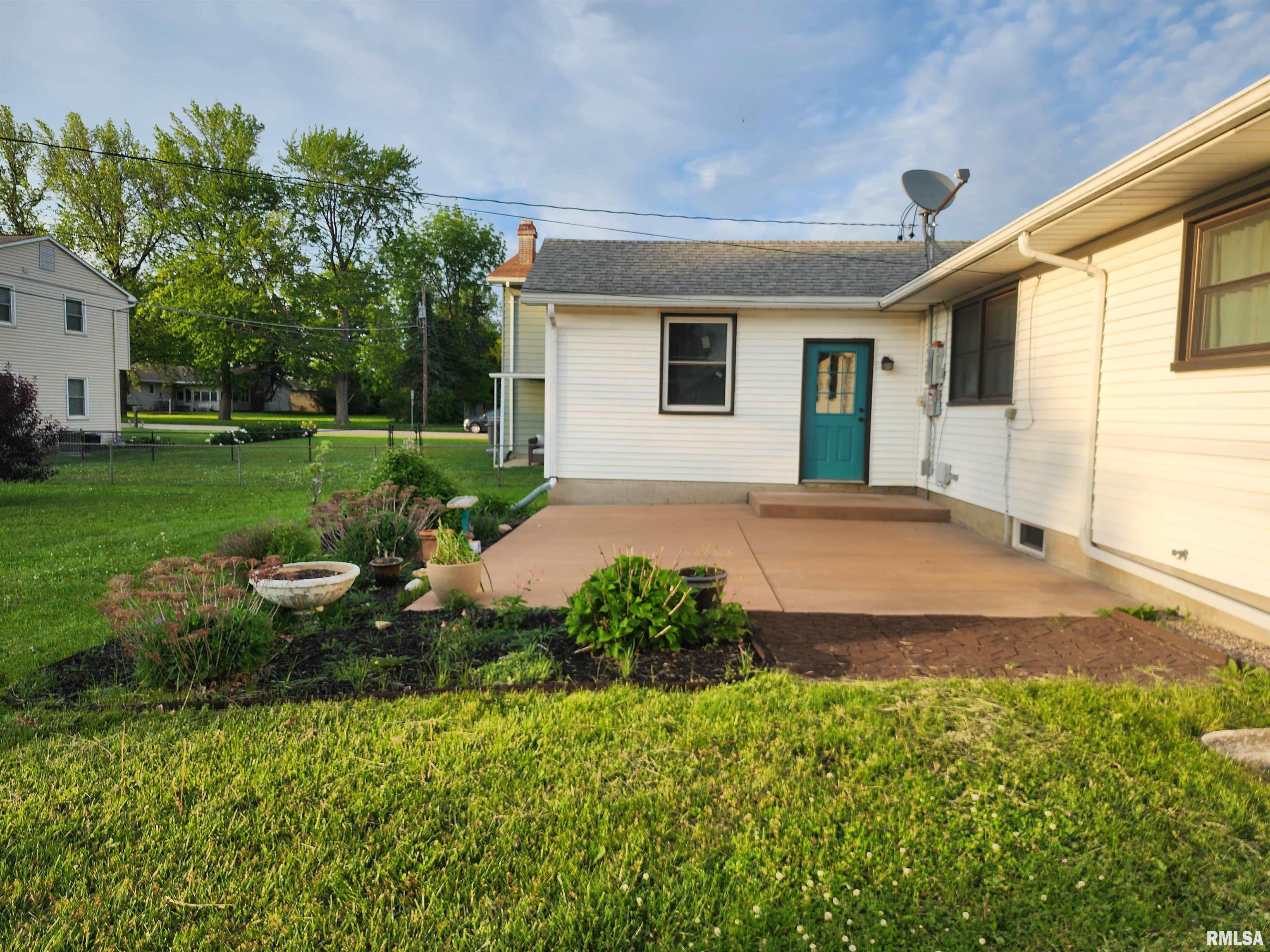 1519 Rutledge Drive Lincoln, IL 62656 - Photo 4 of 34 Gallery Image 4