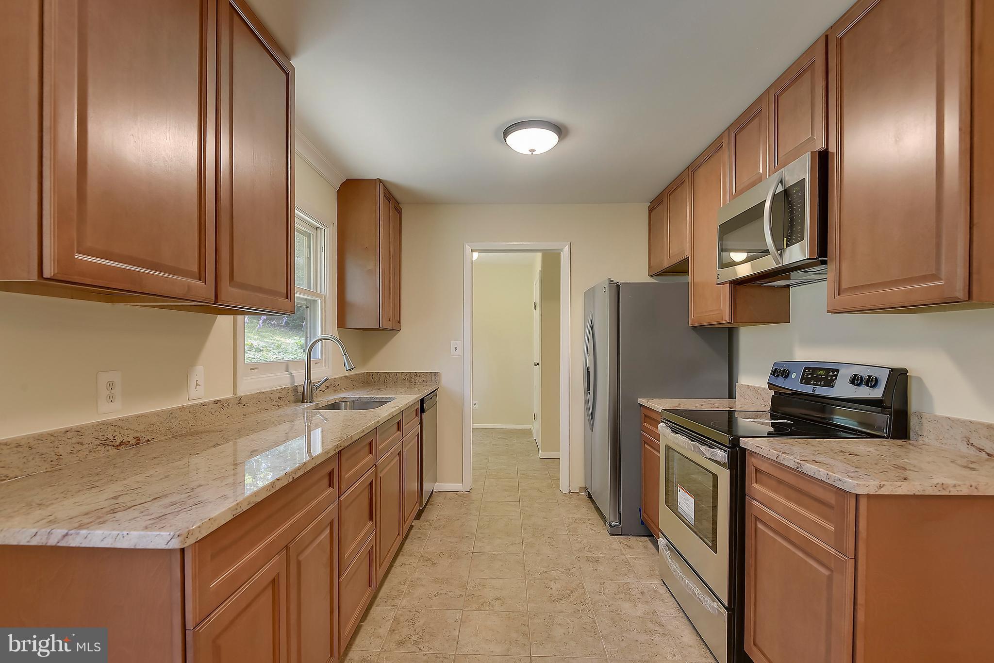 23825 Stringtown Road Clarksburg, MD 20871 - Photo 1 of 29 Beautiful Kitchen