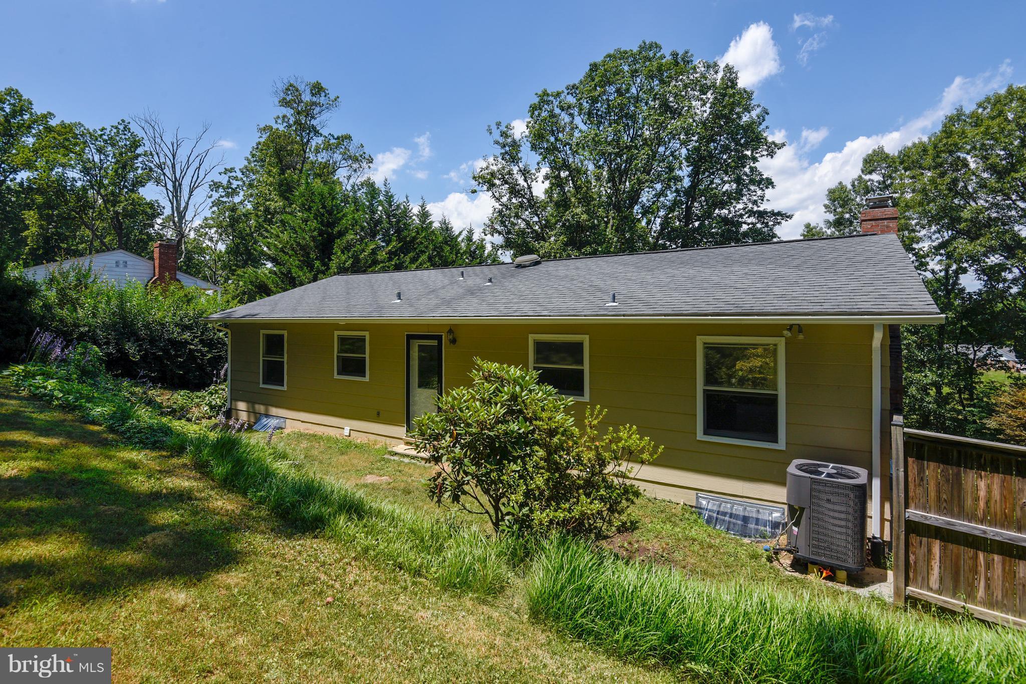 23825 Stringtown Road Clarksburg, MD 20871 - Photo 25 of 29 Exterior (Rear)