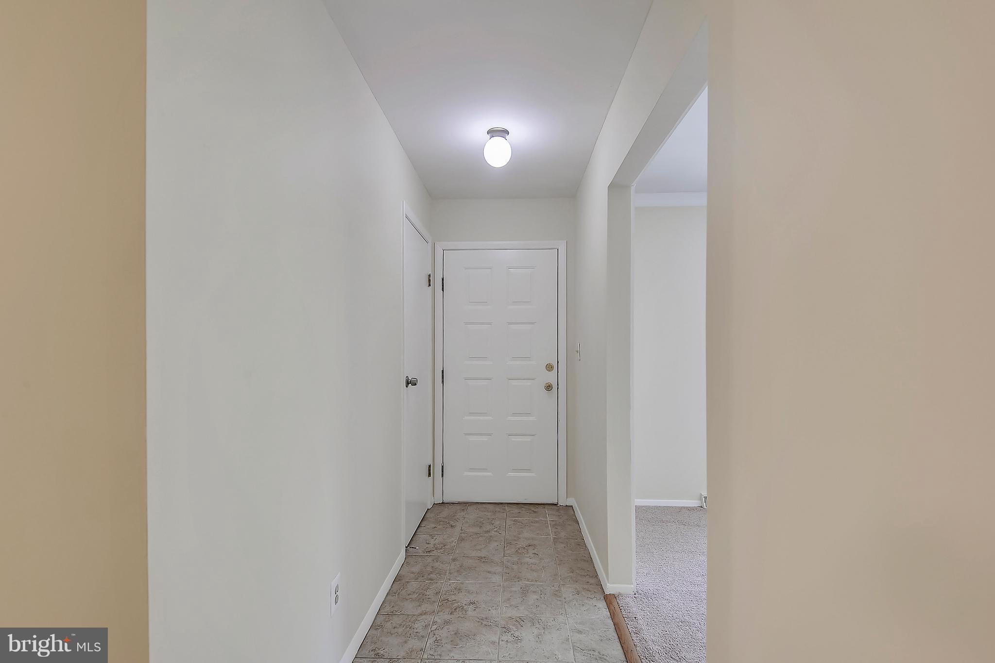 23825 Stringtown Road Clarksburg, MD 20871 - Photo 29 of 29 Entry/Foyer - Main Level