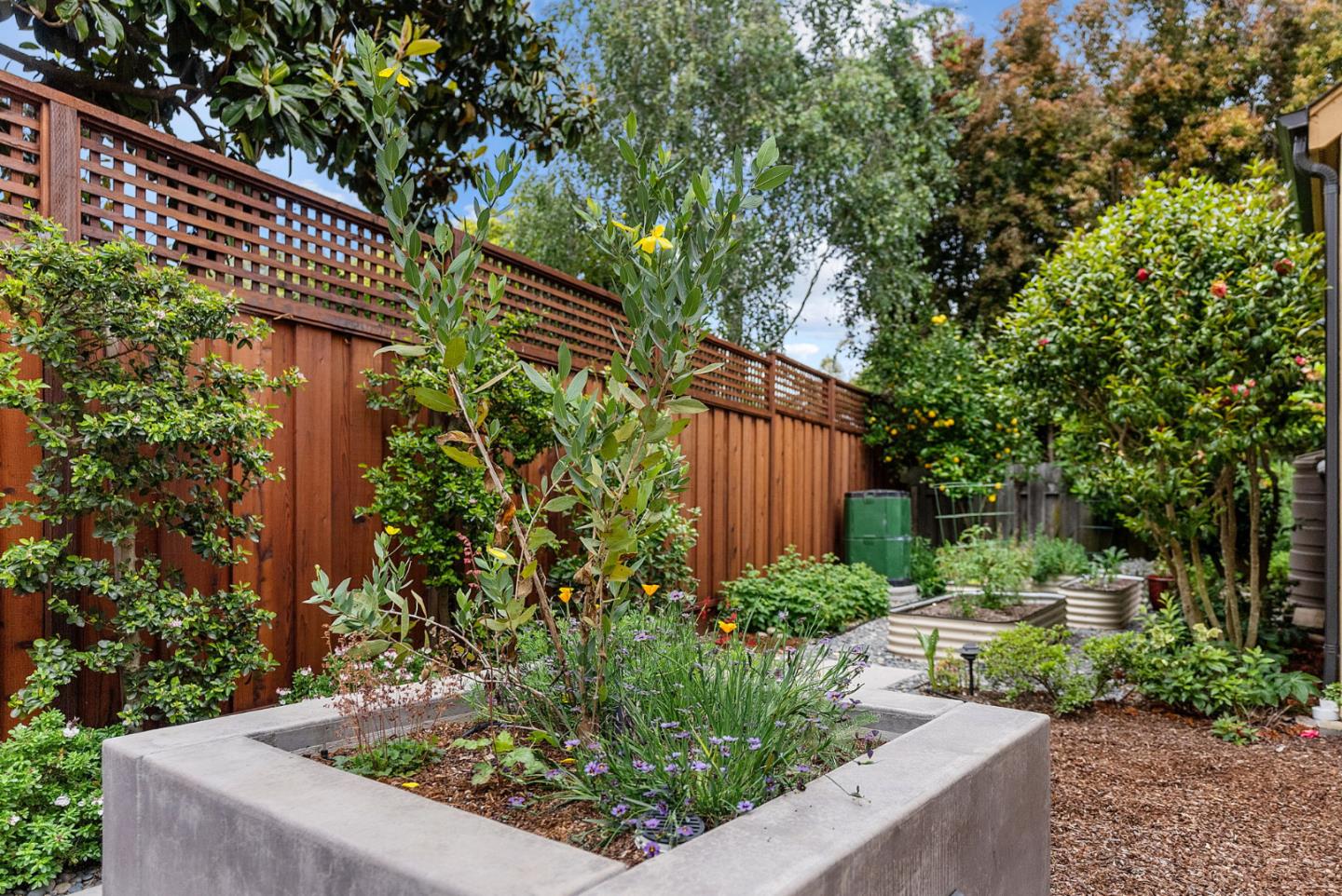 1817 Via Pacifica Aptos, CA 95003 - Photo 28 of 40 a view of a garden