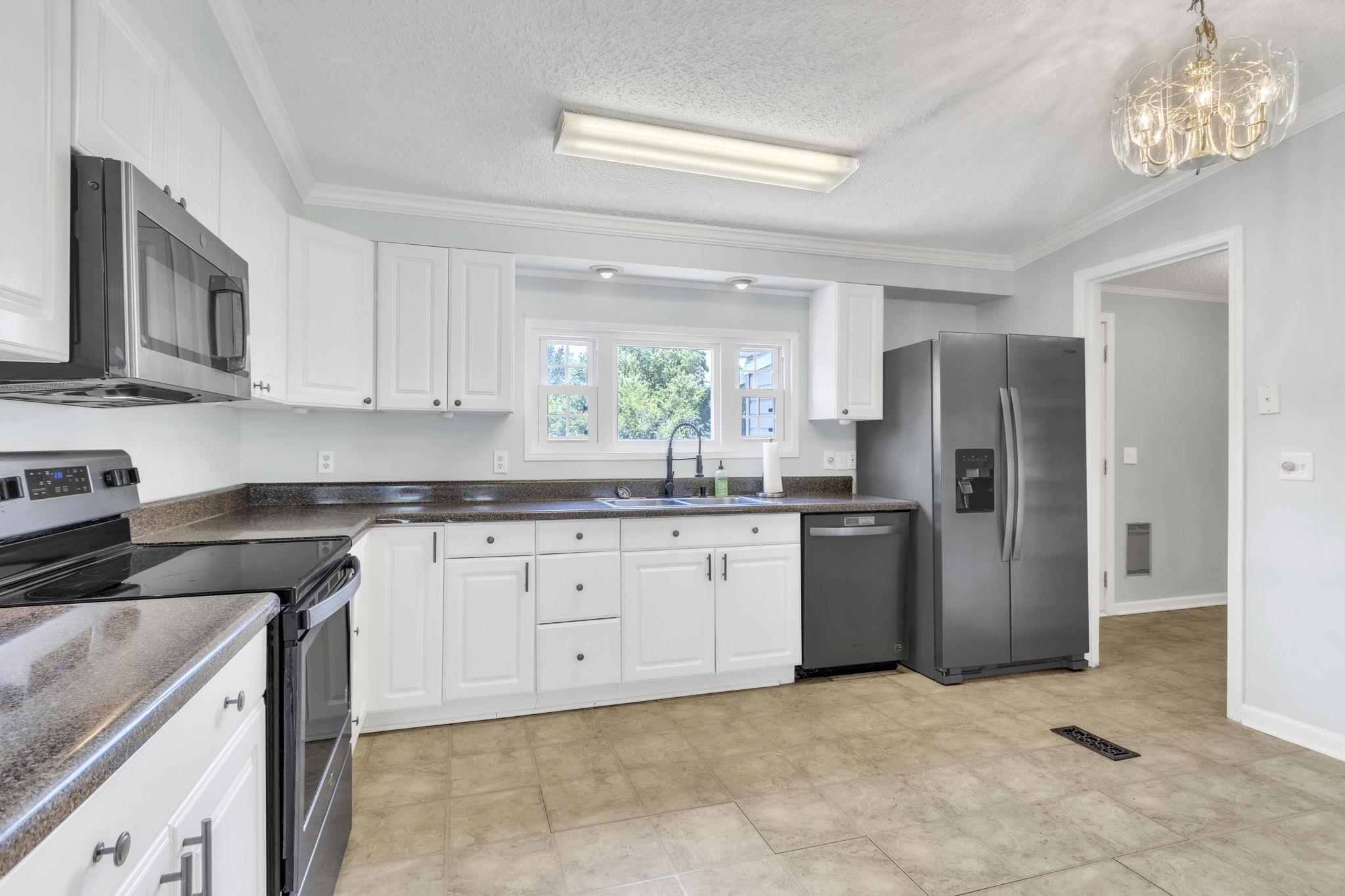 360 State Rd S-42-1850 Inman, SC 29349 - Photo 8 of 26