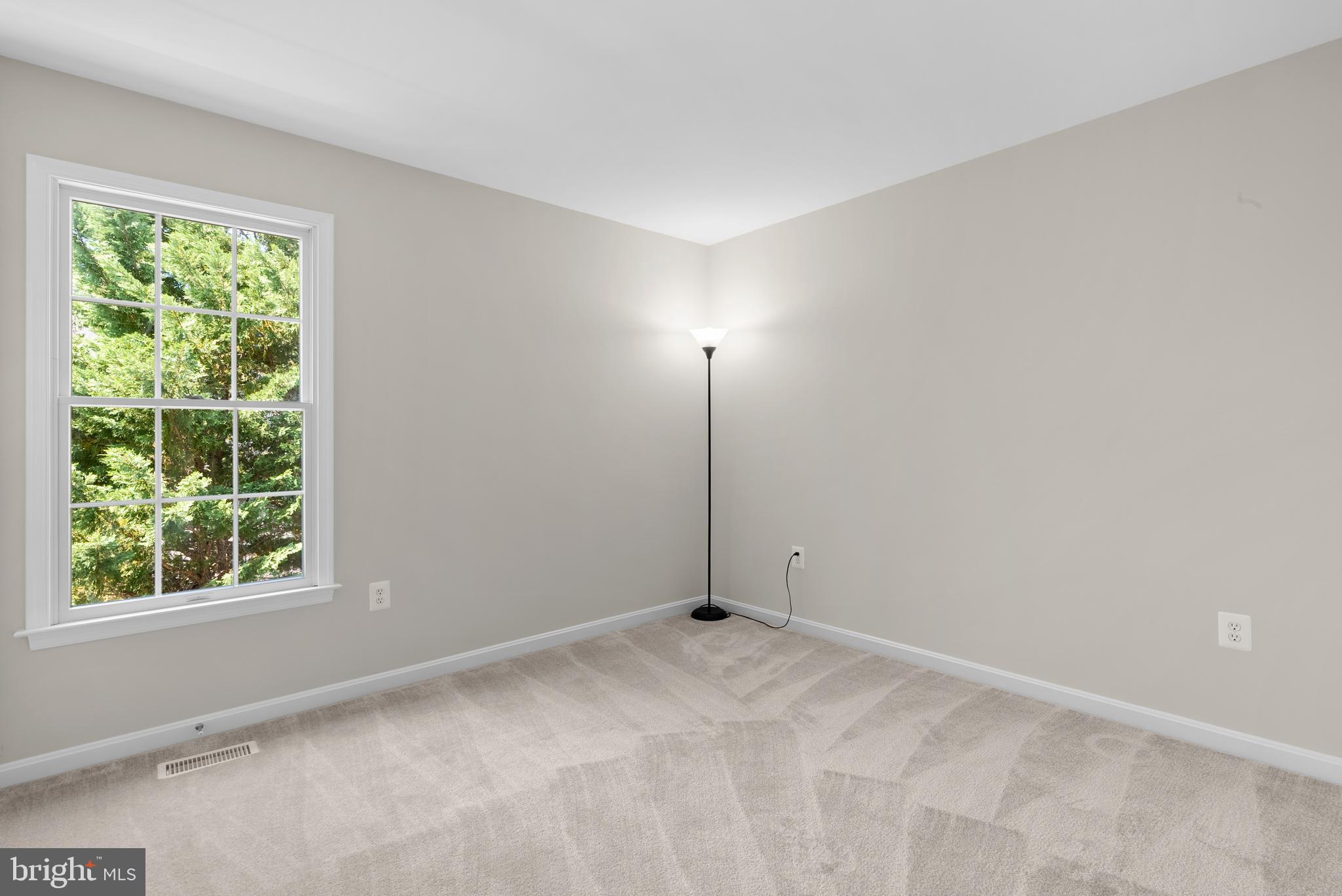 1003 Bexhill Drive Frederick, MD 21702 - Photo 25 of 38 Bedroom #3