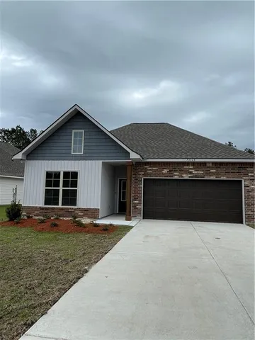 $2,200 | 73323 Forest Creek Drive, Covington, LA 70433