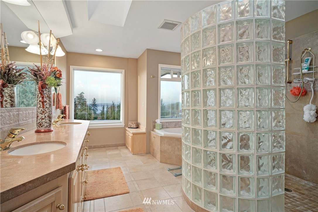 607 View Ridge Drive Everett, WA 98203 - Photo 14 of 23