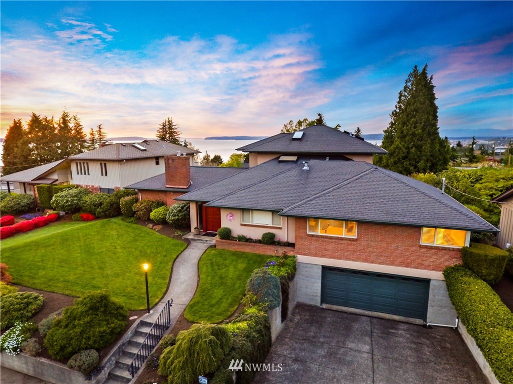 607 View Ridge Drive Everett, WA 98203 - Photo 3 of 23