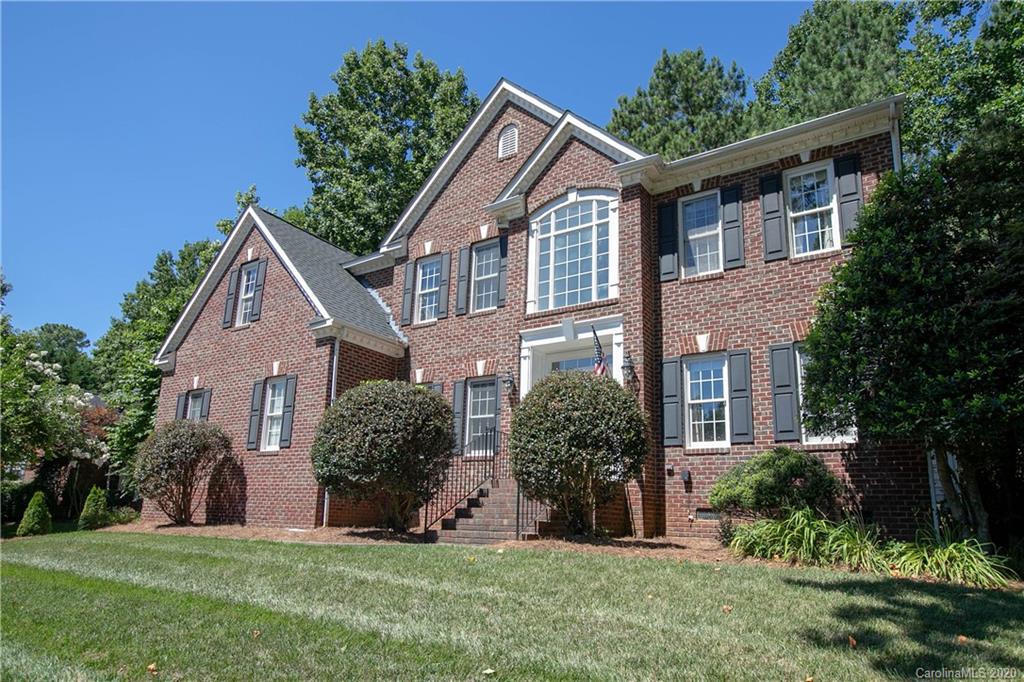 1316 Golden Ridge Road Lake Wylie, SC 29710 - Photo 1 of 35 Gallery Image 1