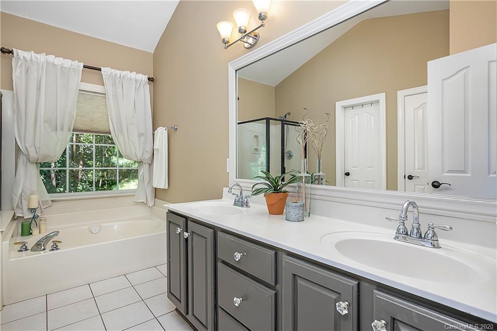 1316 Golden Ridge Road Lake Wylie, SC 29710 - Photo 19 of 35 Gallery Image 19