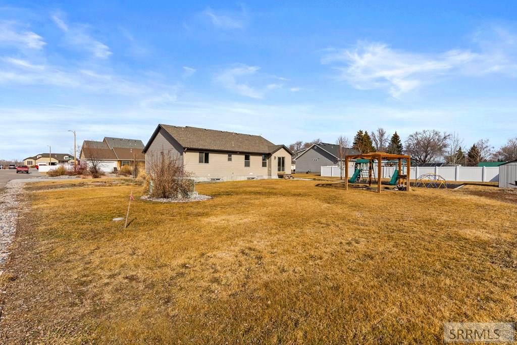 303 Park Avenue Firth, ID 83236 - Photo 42 of 49