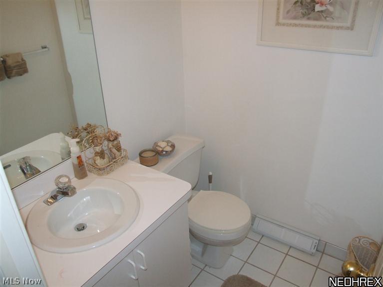 3515 Sutton Road Pepper Pike, OH 44122 - Photo 10 of 20 HALF BATH