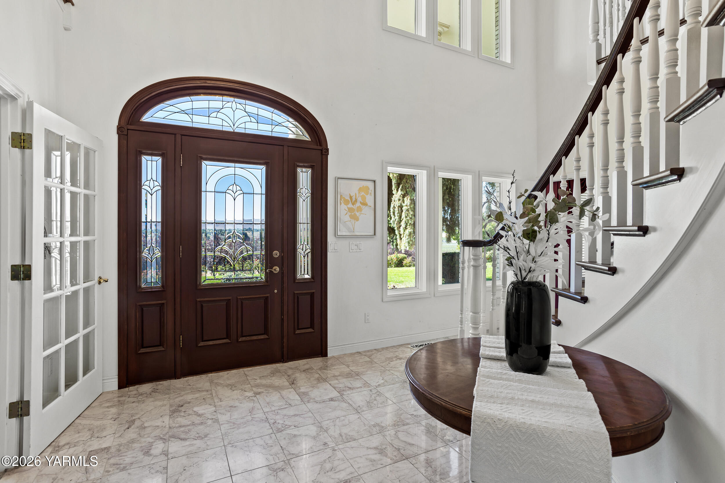 14801 Summitview Ext Road Yakima, WA 98908 - Photo 6 of 80 a view of entryway and hall with a front door