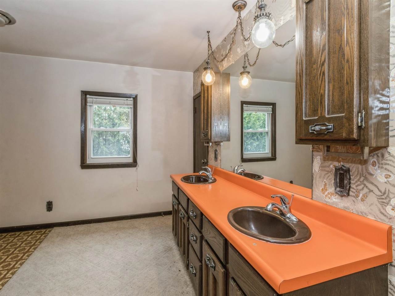 260 West First Street Riverside, IA 52327 - Photo 27 of 32 Gallery Image 27