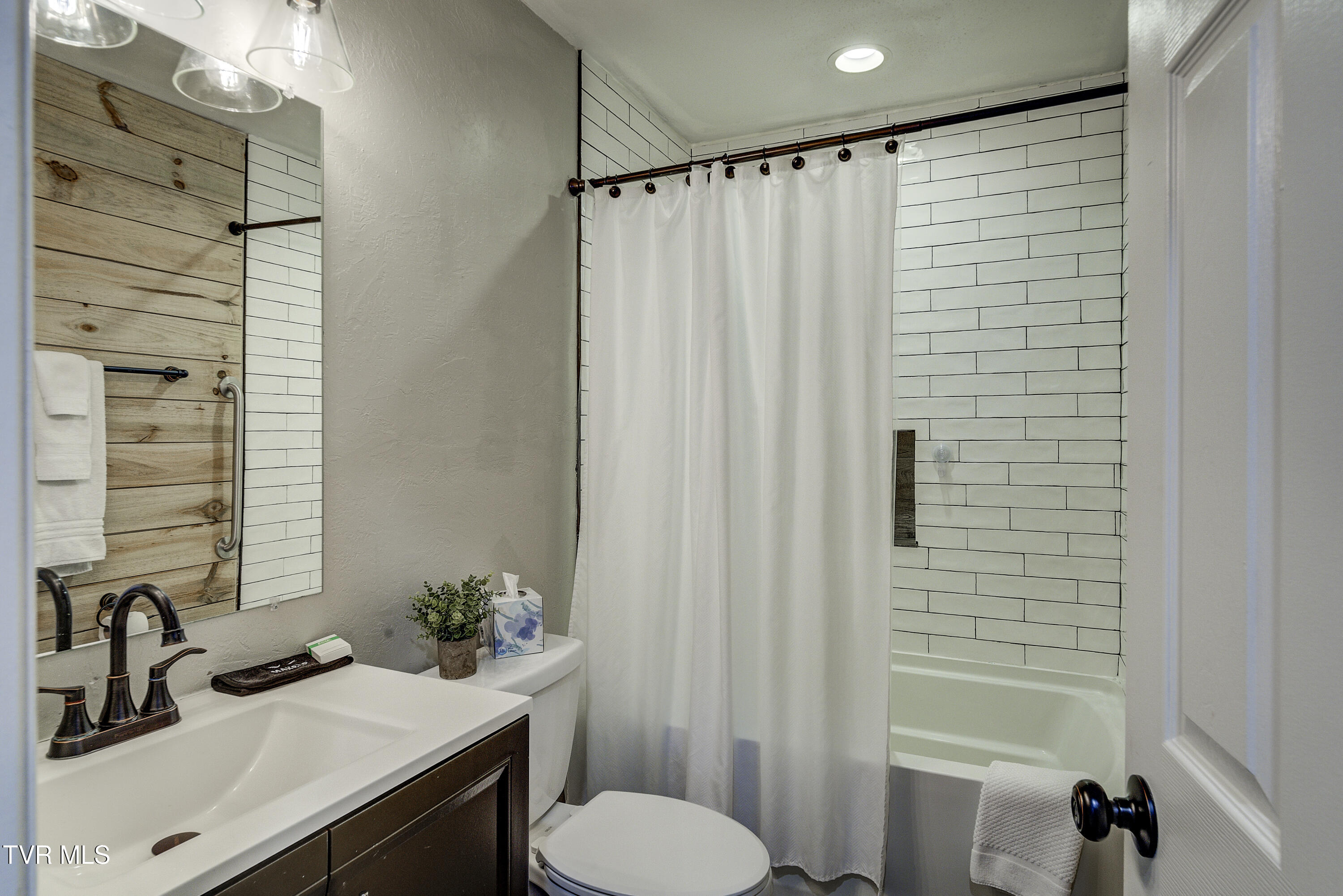 179 Muskrat Ramble Road Mountain City, TN 37683 - Photo 22 of 79 Musk-34